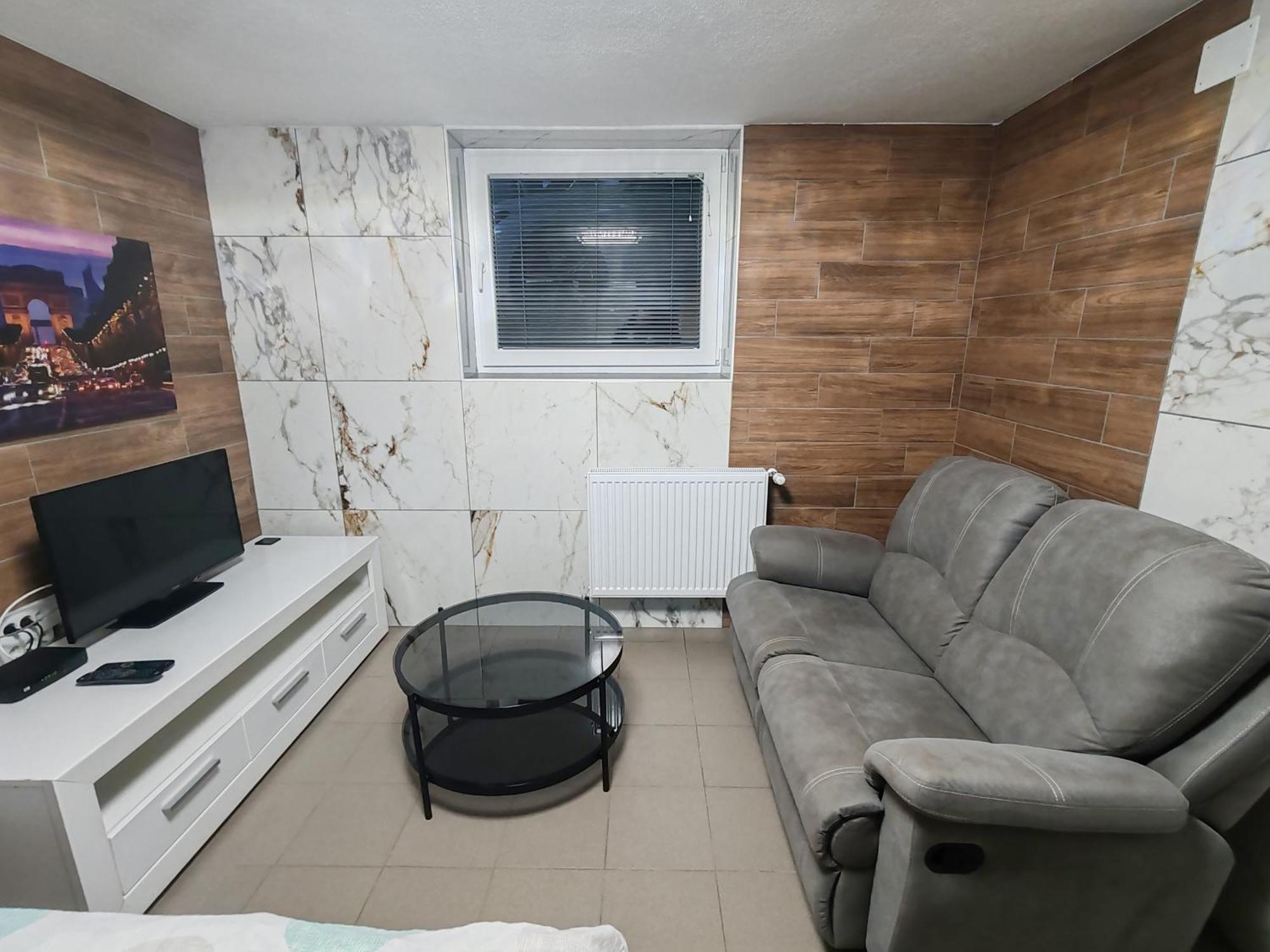 Apartments Malivojevic Zirovnica Habitación foto